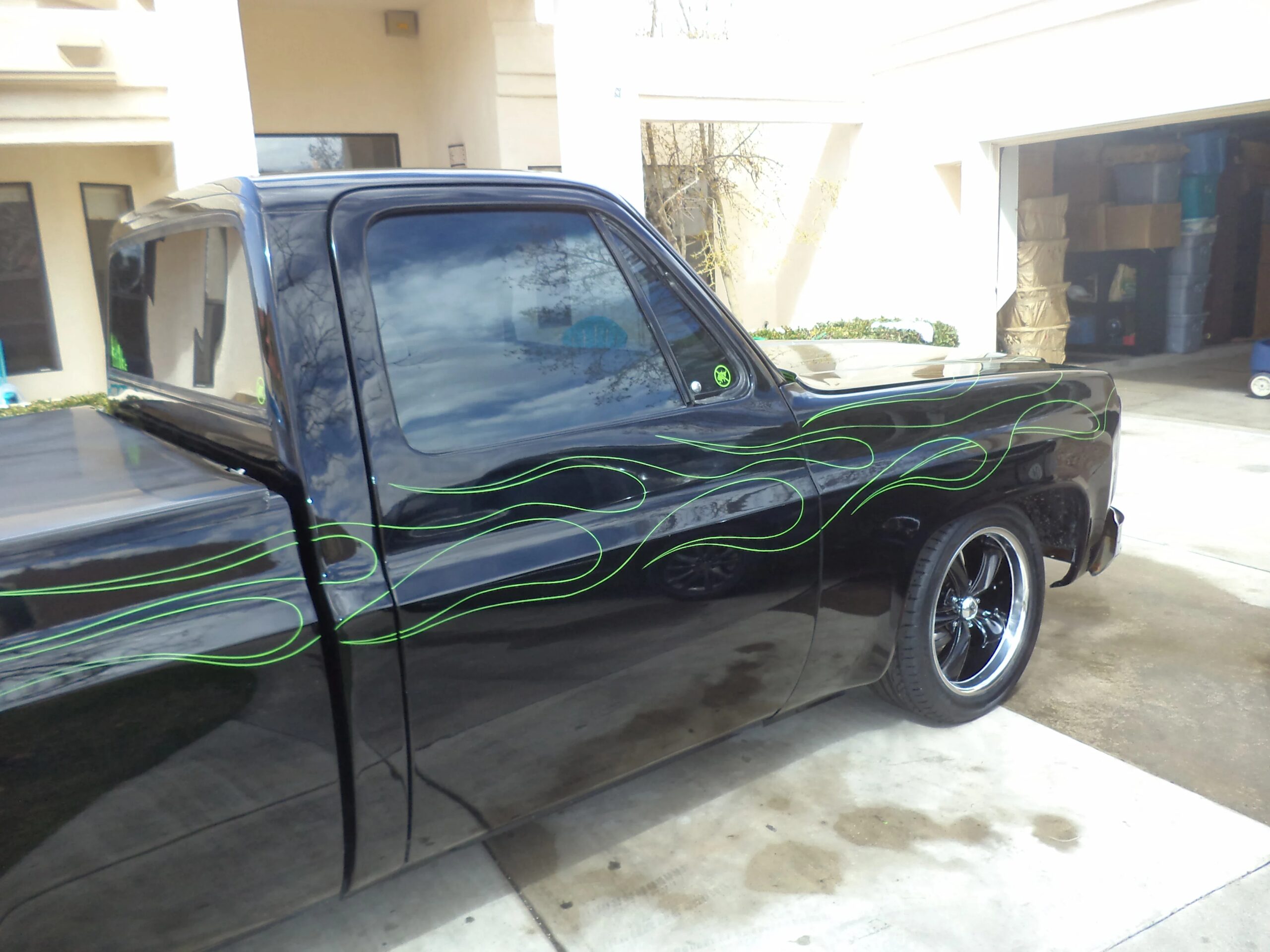 Chevrolet-Ck-trucks-1974-Black-Gray-32