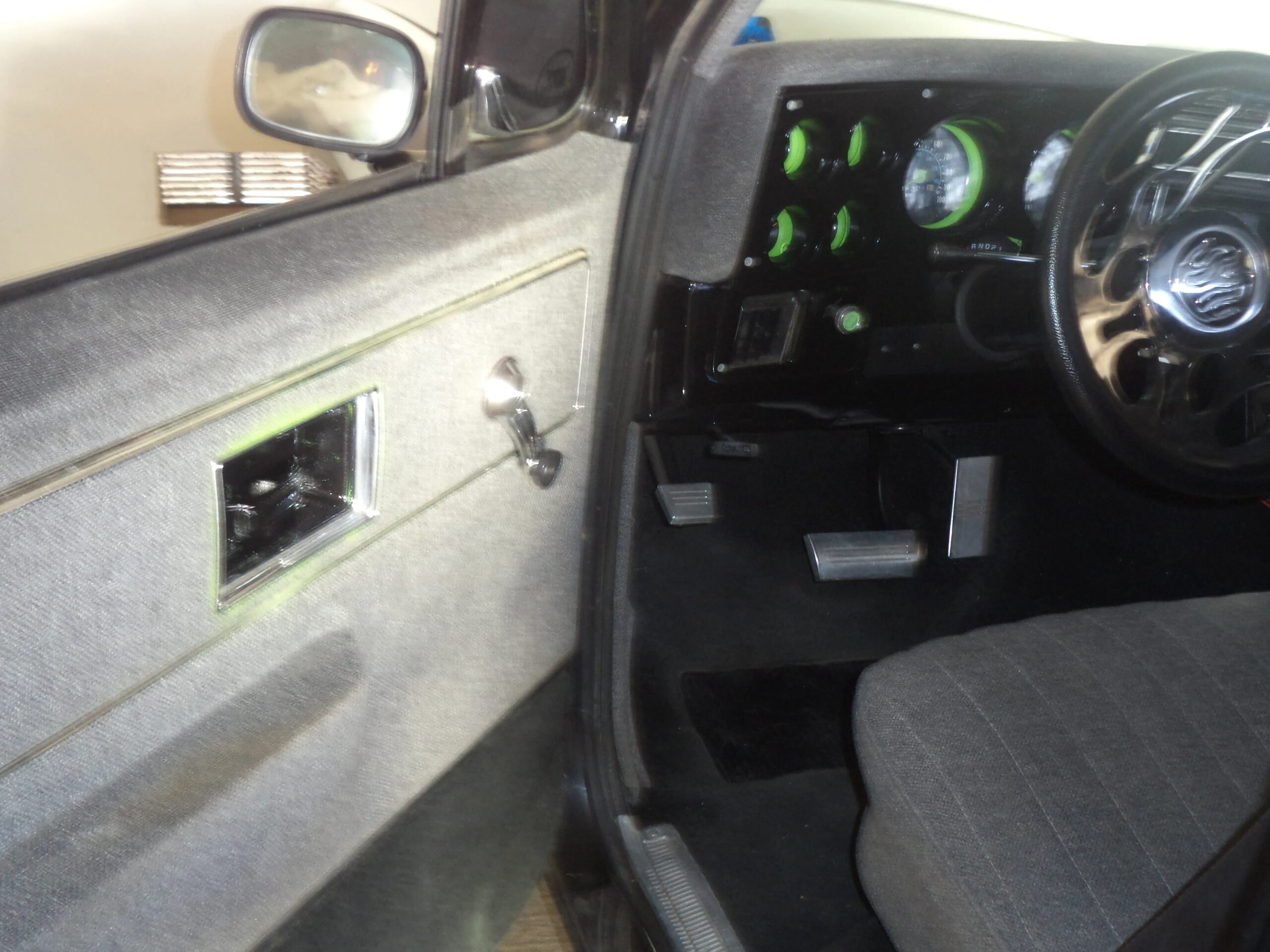 Chevrolet-Ck-trucks-1974-Black-Gray-7
