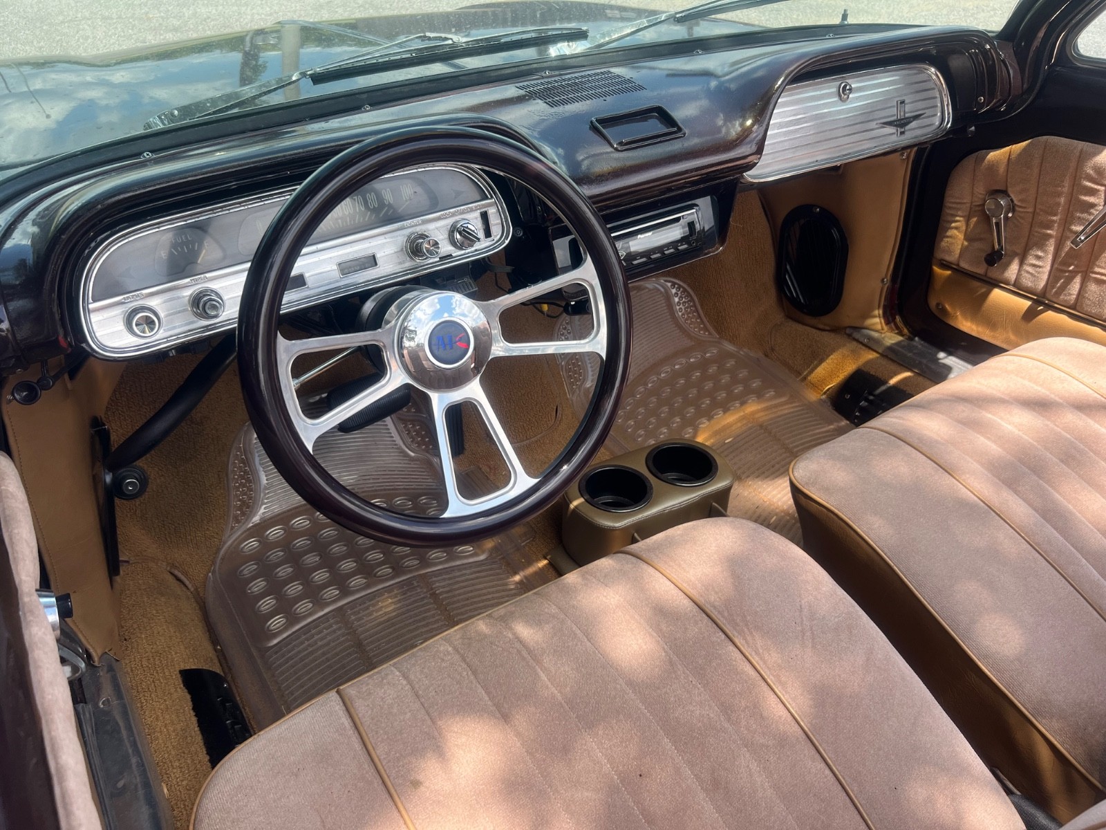 Chevrolet-Corvair-1963-Convertible-10