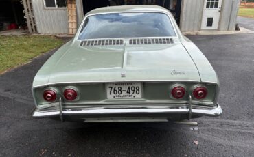 Chevrolet-Corvair-1967-Sedan-7