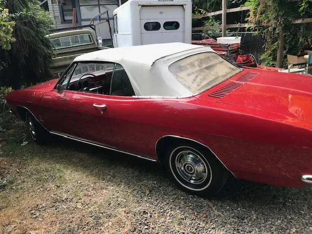 Chevrolet-Corvair-monza-convertible-1965-Red-Red