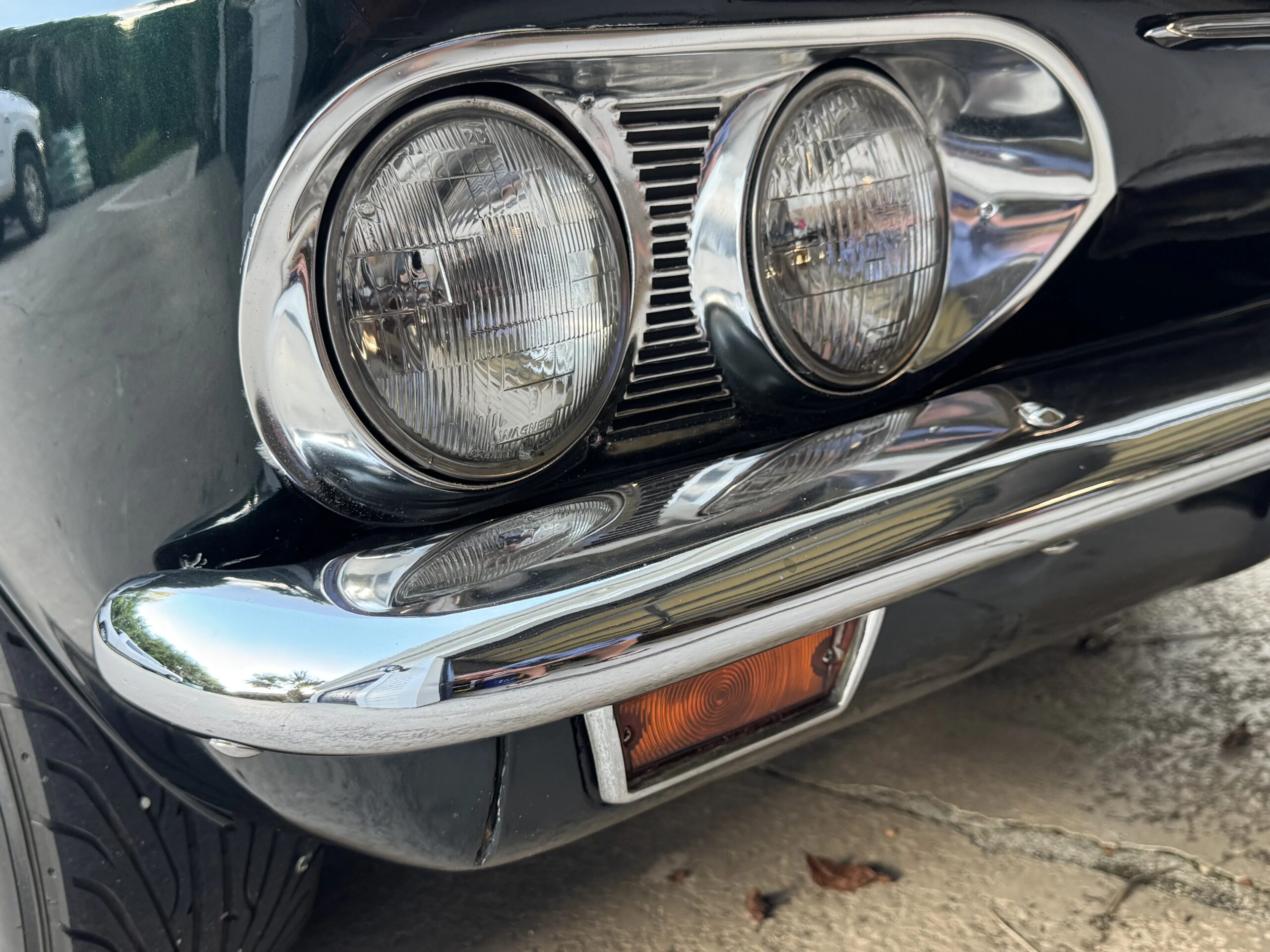 Chevrolet-Corvair-monza-convertible-1965-Tan-17