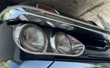 Chevrolet-Corvair-monza-convertible-1965-Tan-18