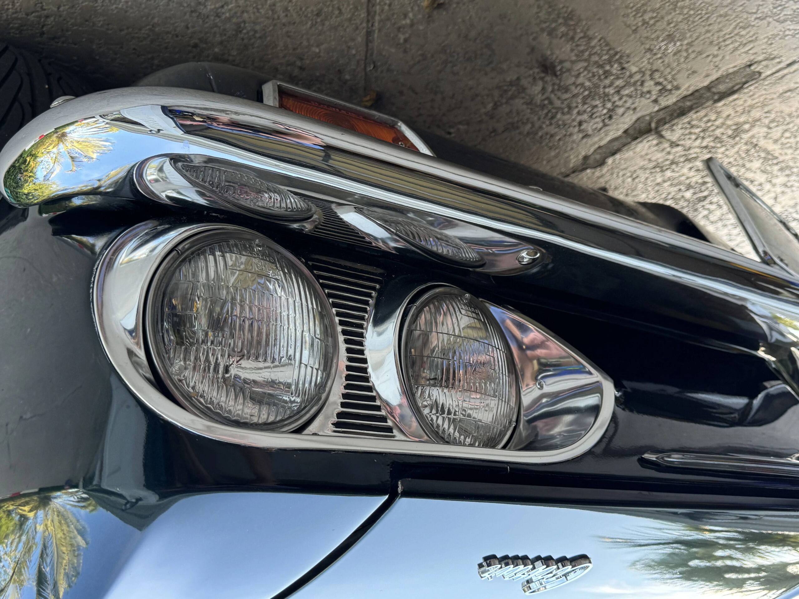 Chevrolet-Corvair-monza-convertible-1965-Tan-18
