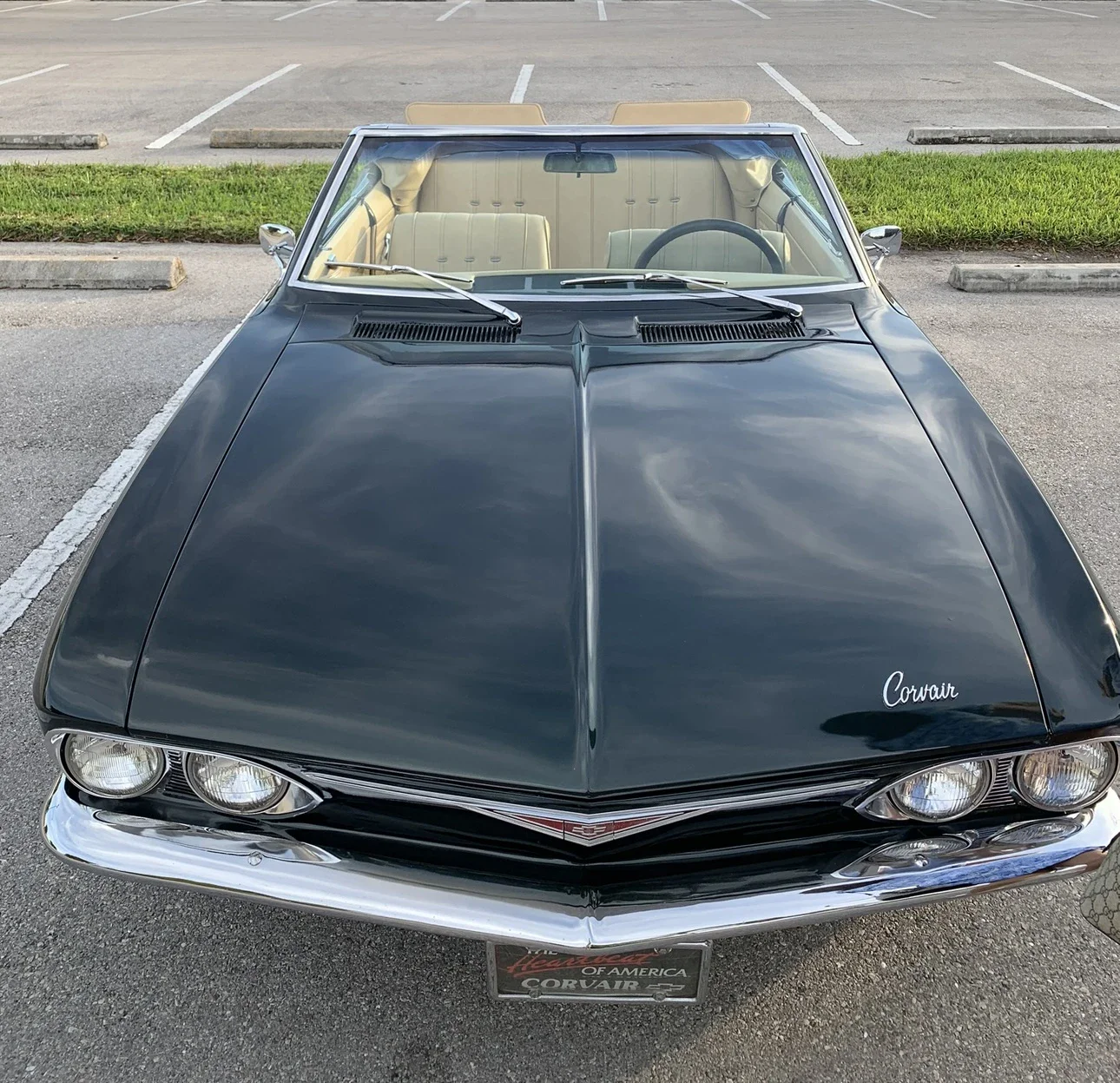 Chevrolet-Corvair-monza-convertible-1965-Tan-3