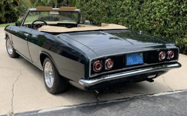 Chevrolet-Corvair-monza-convertible-1965-Tan-8