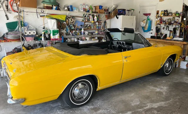 Chevrolet-Corvair-monza-convertible-1965-Yellow-Black-10