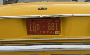 Chevrolet-Corvair-monza-convertible-1965-Yellow-Black