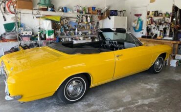 Chevrolet-Corvair-monza-convertible-1965-Yellow-Black-9