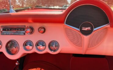Chevrolet-Corvette-1956-Convertible-13