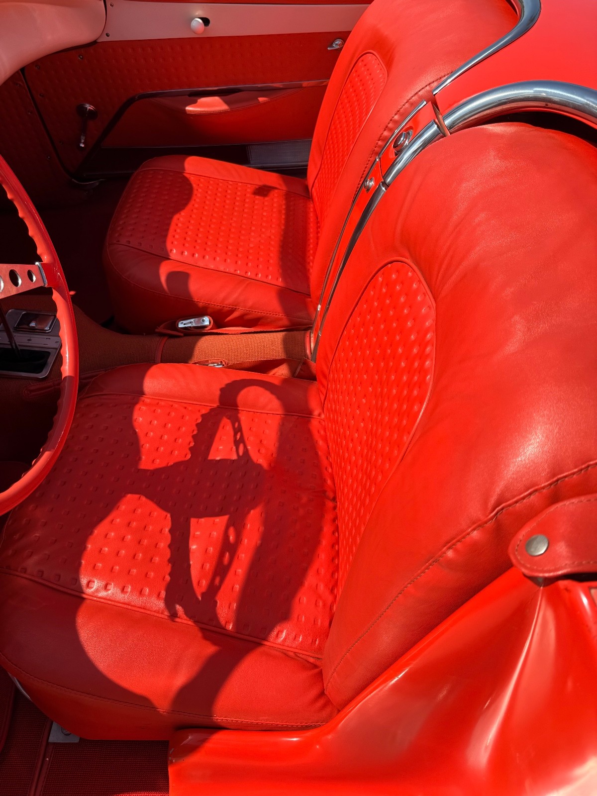 Chevrolet-Corvette-1956-Convertible-24