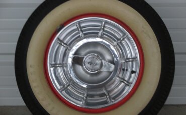 Chevrolet-Corvette-1956-White-Red-8