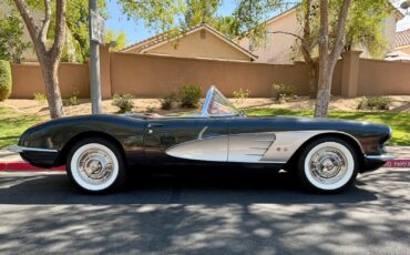 Chevrolet-Corvette-1958-14