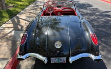 Chevrolet-Corvette-1958-15