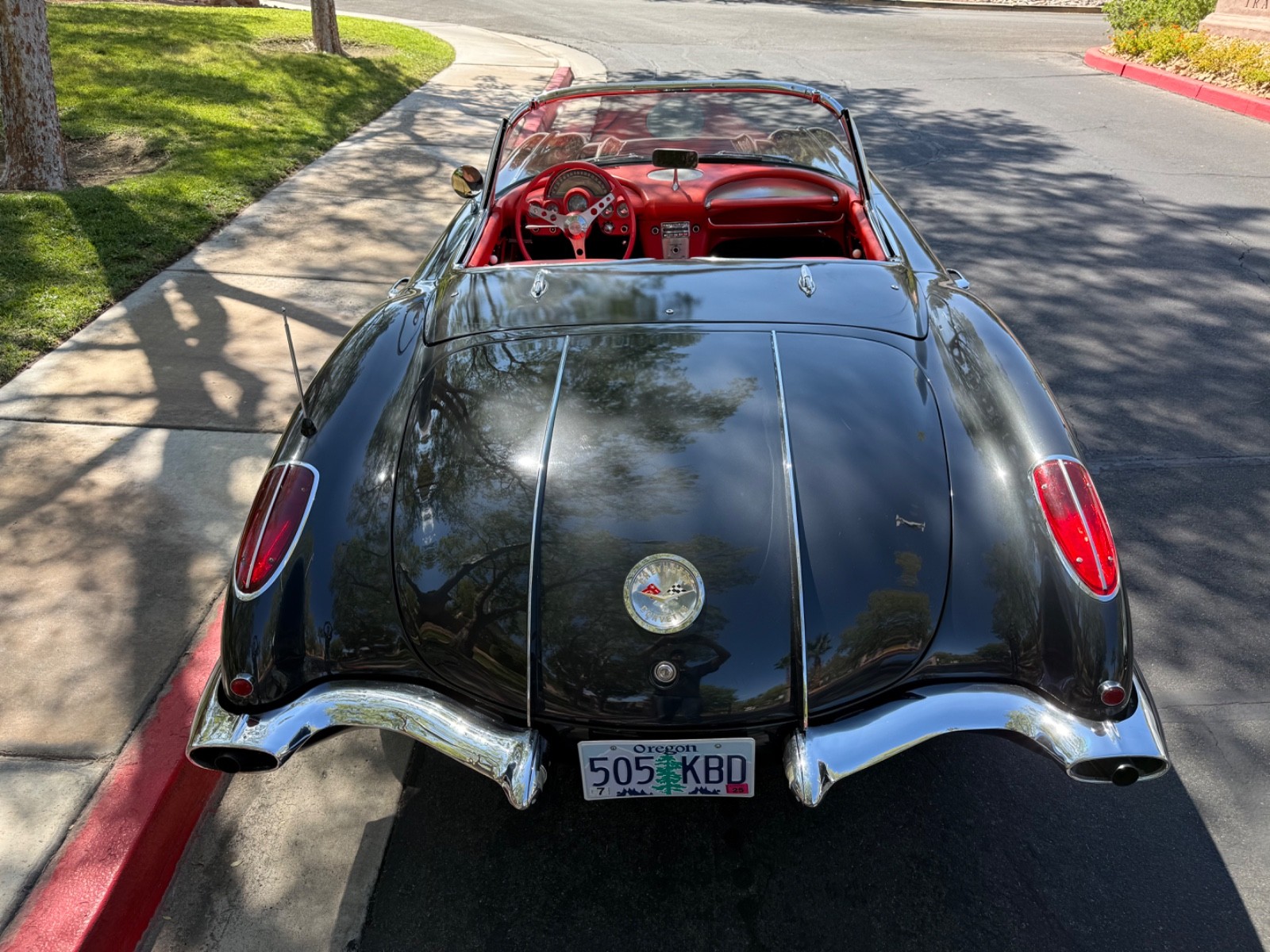Chevrolet-Corvette-1958-15