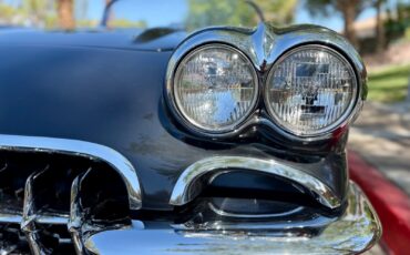 Chevrolet-Corvette-1958-16