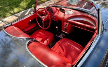 Chevrolet-Corvette-1958-30