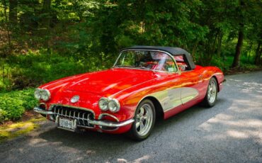Chevrolet-Corvette-1958-Convertible-1