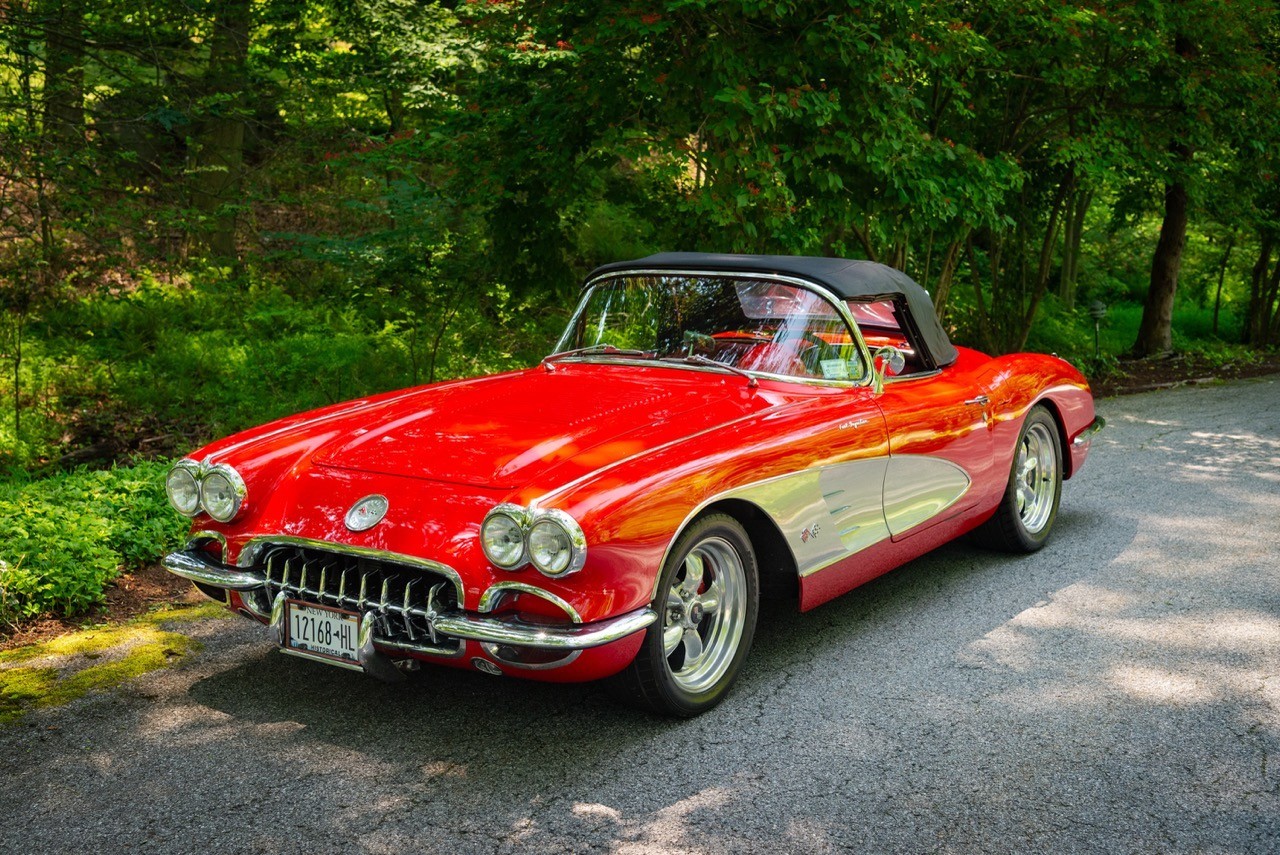 Chevrolet-Corvette-1958-Convertible-1