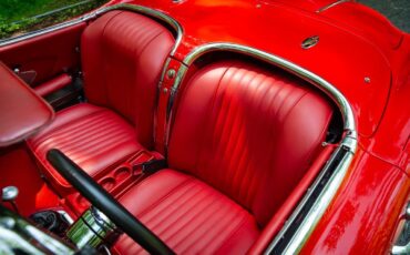 Chevrolet-Corvette-1958-Convertible-10