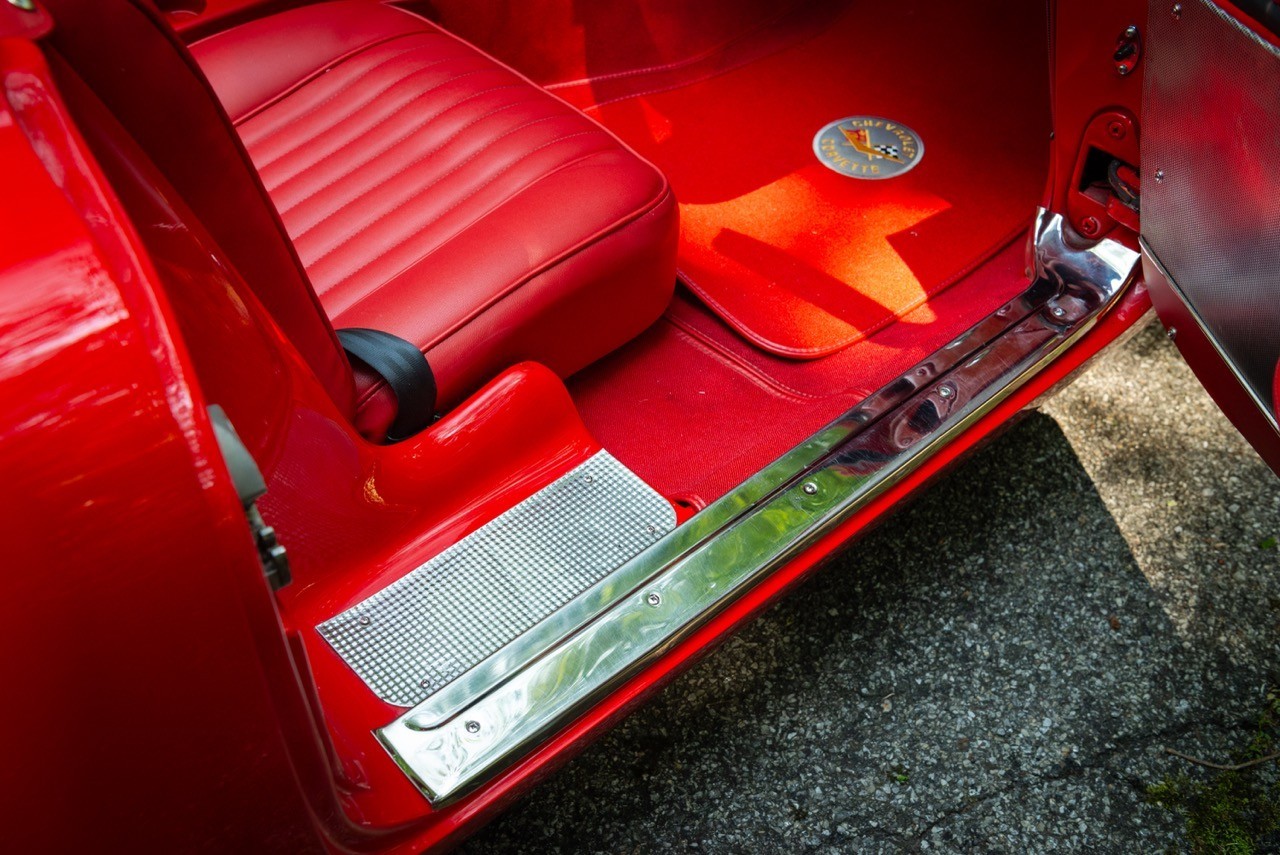 Chevrolet-Corvette-1958-Convertible-12