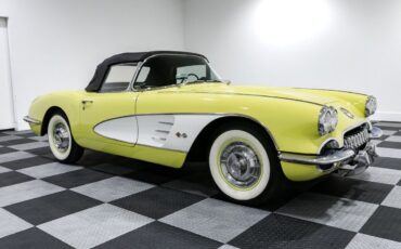 Chevrolet-Corvette-1958-Convertible-2
