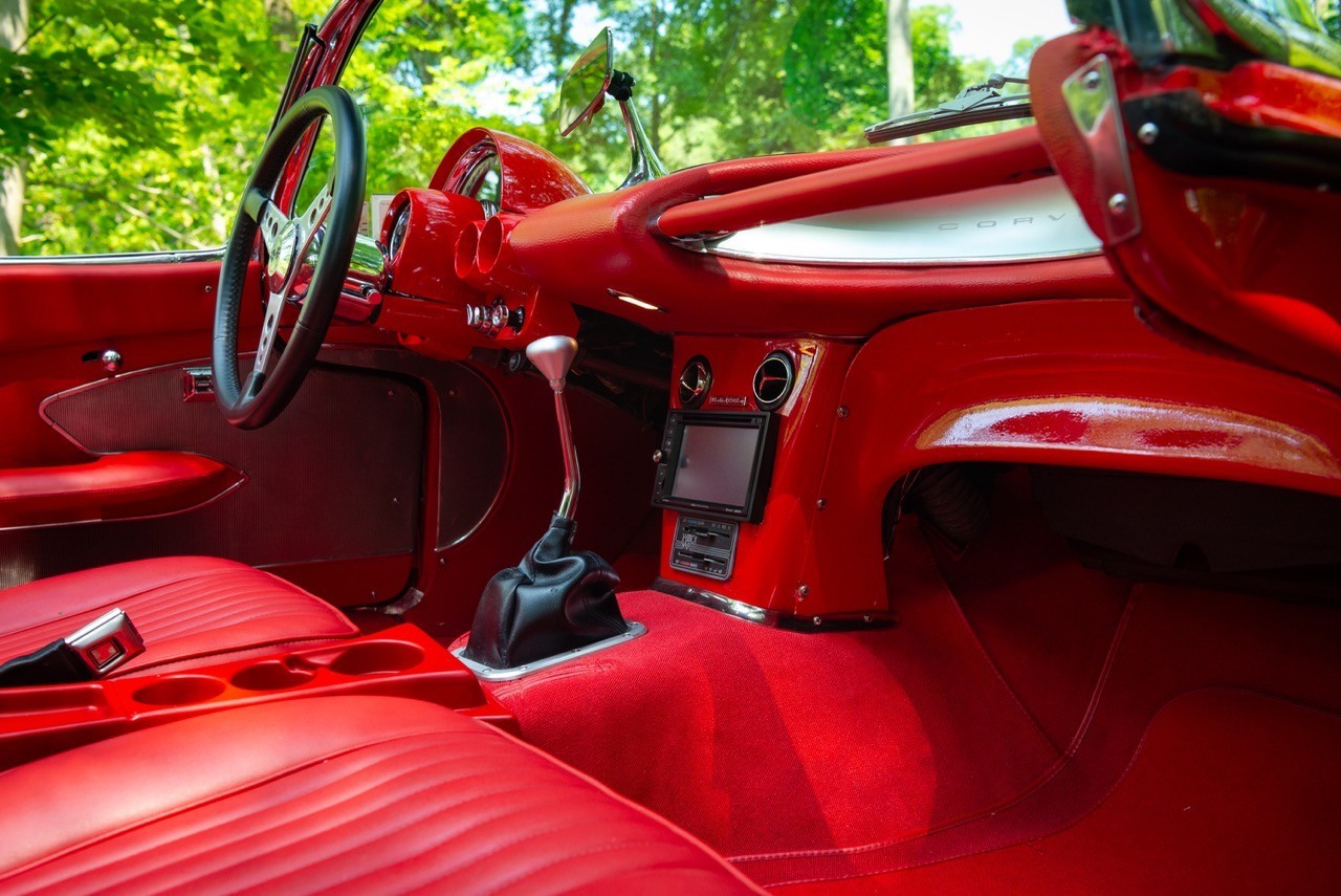 Chevrolet-Corvette-1958-Convertible-27