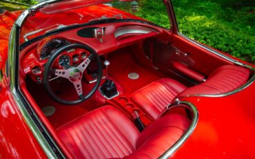 Chevrolet-Corvette-1958-Convertible-6