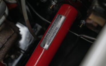 Chevrolet-Corvette-1960-16