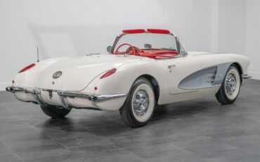 Chevrolet-Corvette-1960-4