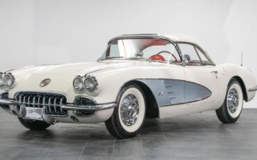 Chevrolet-Corvette-1960-7