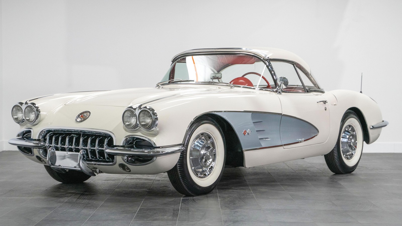 Chevrolet-Corvette-1960-7