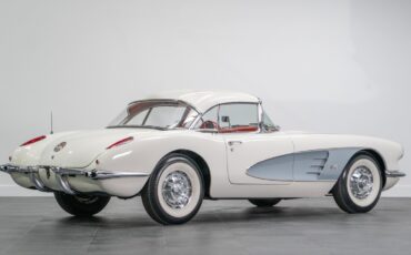 Chevrolet-Corvette-1960-8