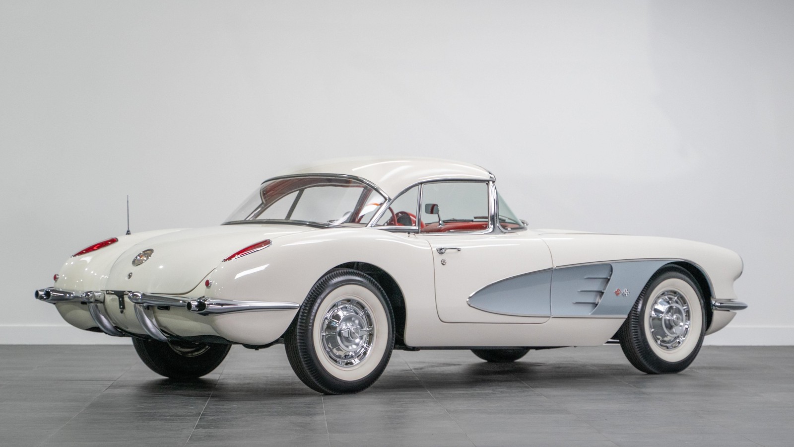 Chevrolet-Corvette-1960-8
