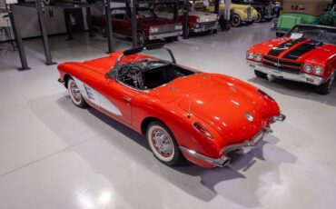 Chevrolet-Corvette-1960-Convertible-12