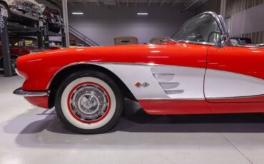 Chevrolet-Corvette-1960-Convertible-22