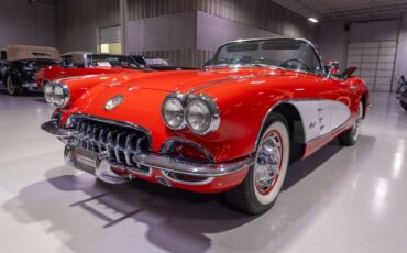 Chevrolet-Corvette-1960-Convertible-30