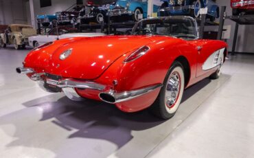 Chevrolet-Corvette-1960-Convertible-39