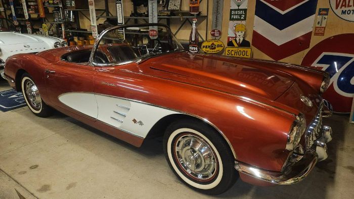 Chevrolet-Corvette-1960-Custom-3