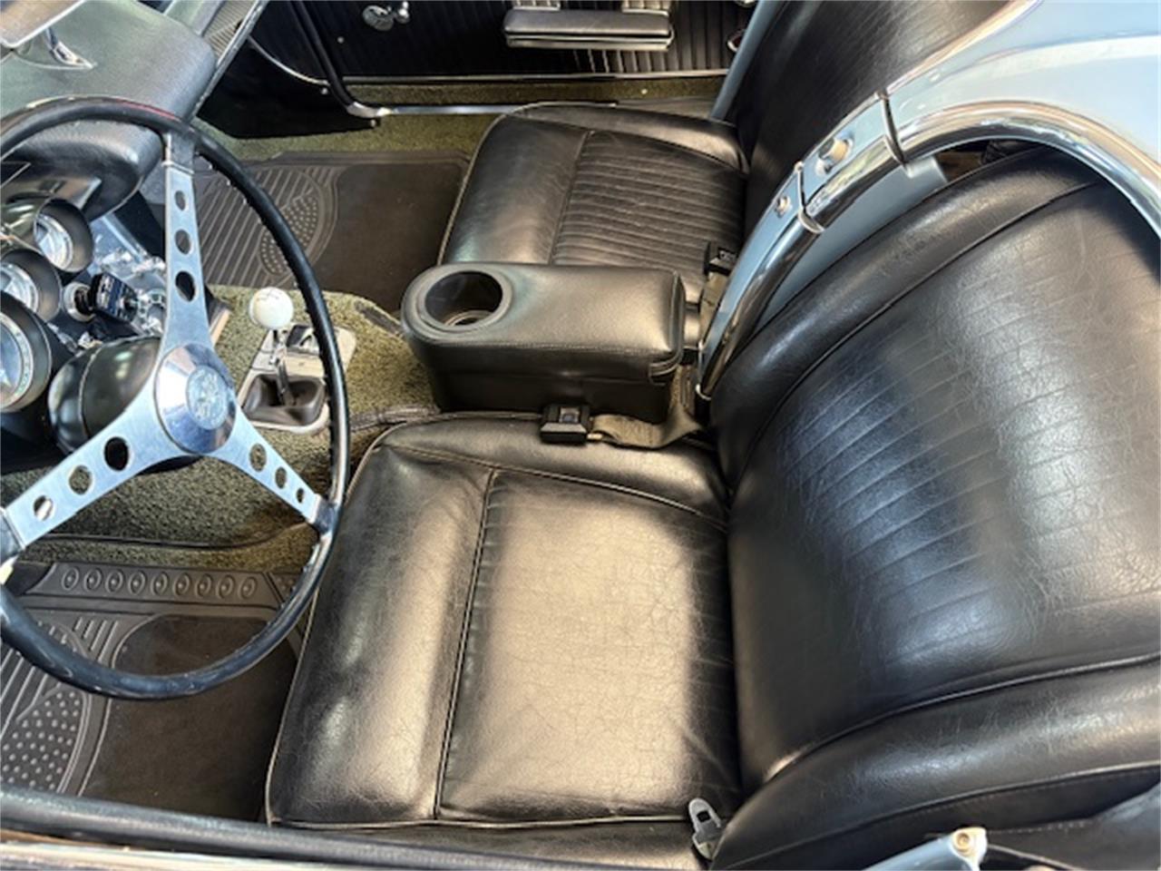 Chevrolet-Corvette-1962-BLUE-BLACK-6