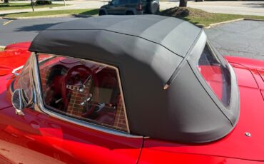 Chevrolet-Corvette-1962-Convertible-10