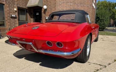 Chevrolet-Corvette-1962-Convertible-13