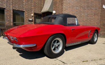 Chevrolet-Corvette-1962-Convertible-15