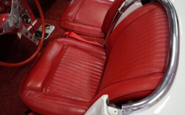 Chevrolet-Corvette-1962-Convertible-16