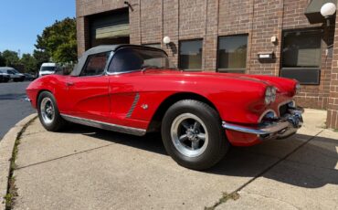 Chevrolet-Corvette-1962-Convertible-17