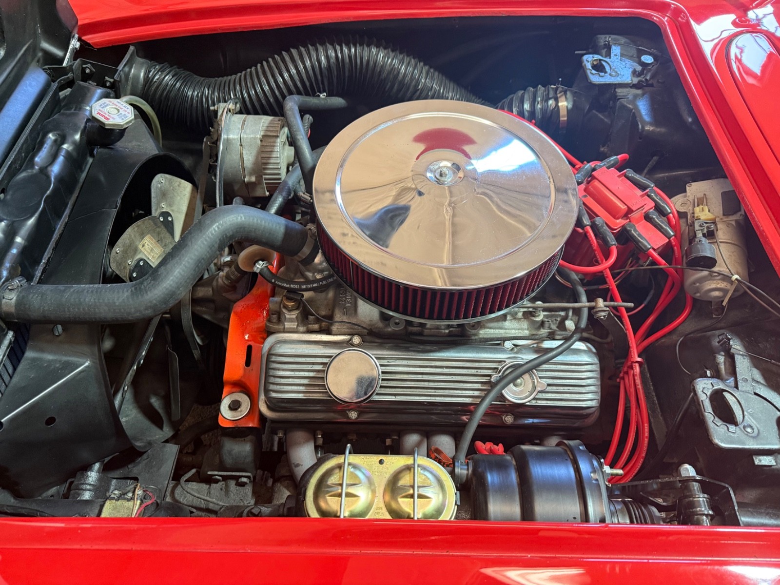 Chevrolet-Corvette-1962-Convertible-19