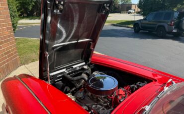 Chevrolet-Corvette-1962-Convertible-23