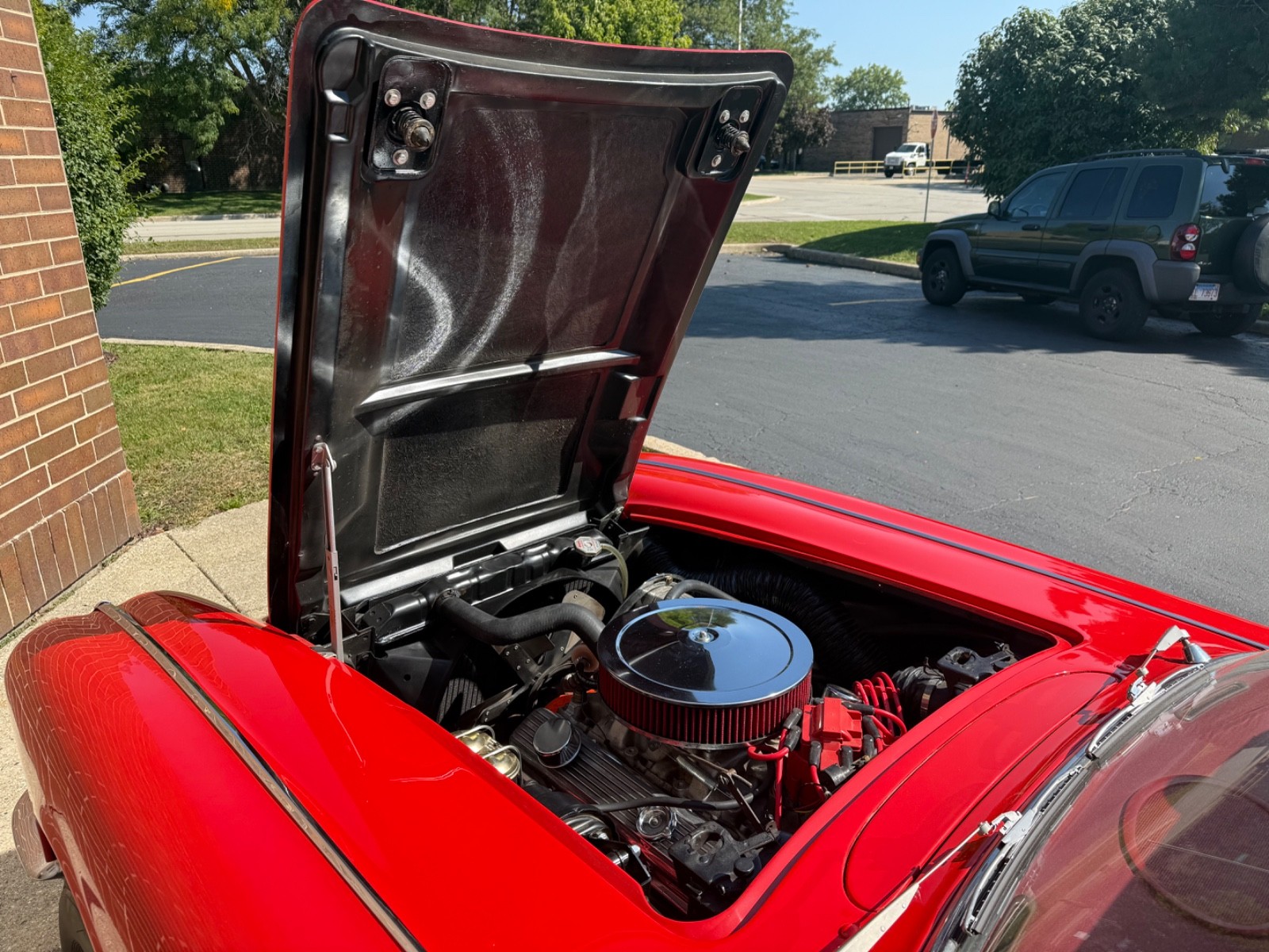 Chevrolet-Corvette-1962-Convertible-23