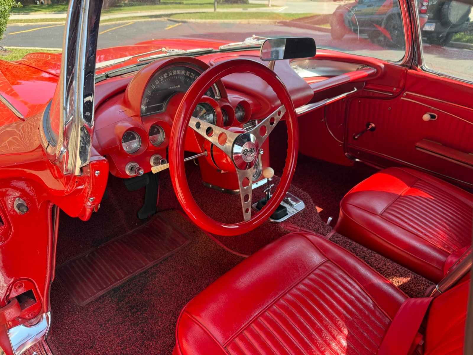 Chevrolet-Corvette-1962-Convertible-28