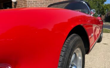 Chevrolet-Corvette-1962-Convertible-3